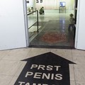 Useless - práce Lenky Klodové, Divus Pragerkabarett
