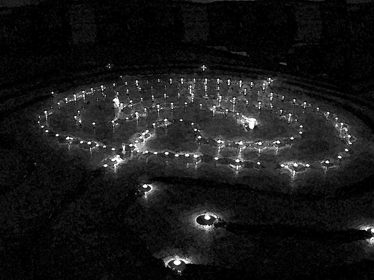 LUMINOUS LABYRINTH